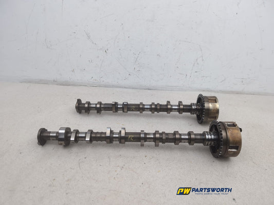Hyundai Ix35 Se Lm 1.6l Petrol Camshafts Pair 242002b675 2010-2015