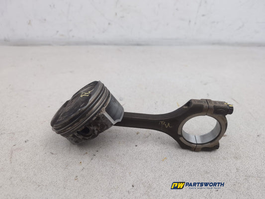 Hyundai Ix35 Se Lm 1.6l Petrol Piston With Conrod 230412b600 2010-2015
