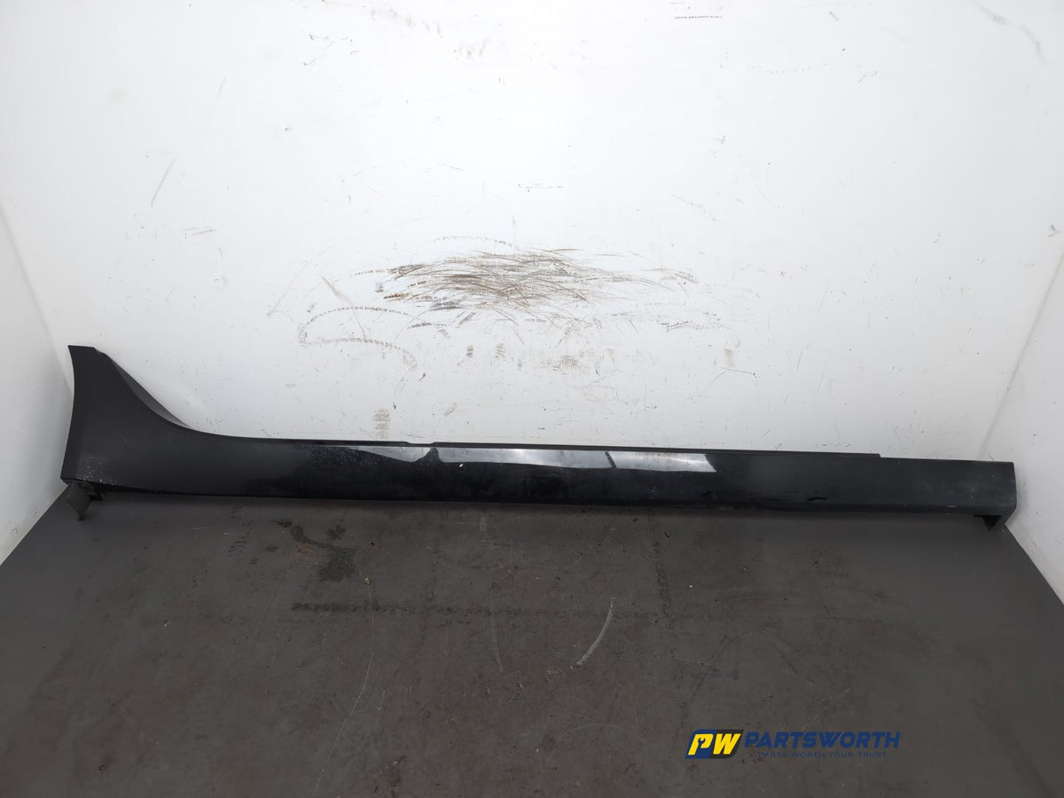 Side Skirt RH 1