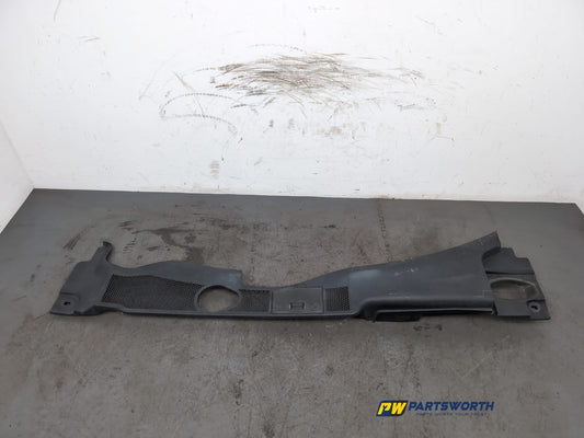 Audi Rs4 Fsi Quattro B8 Estate Windscreen Scuttle Panel 8k2819447 2012-2015