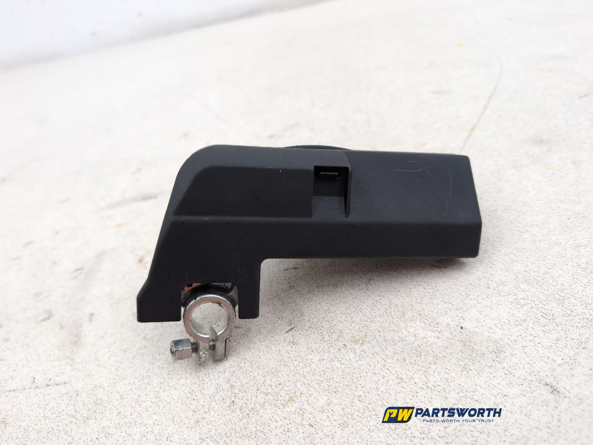 Positive Pole Battery Power Boot Distribution Fuse Box 1