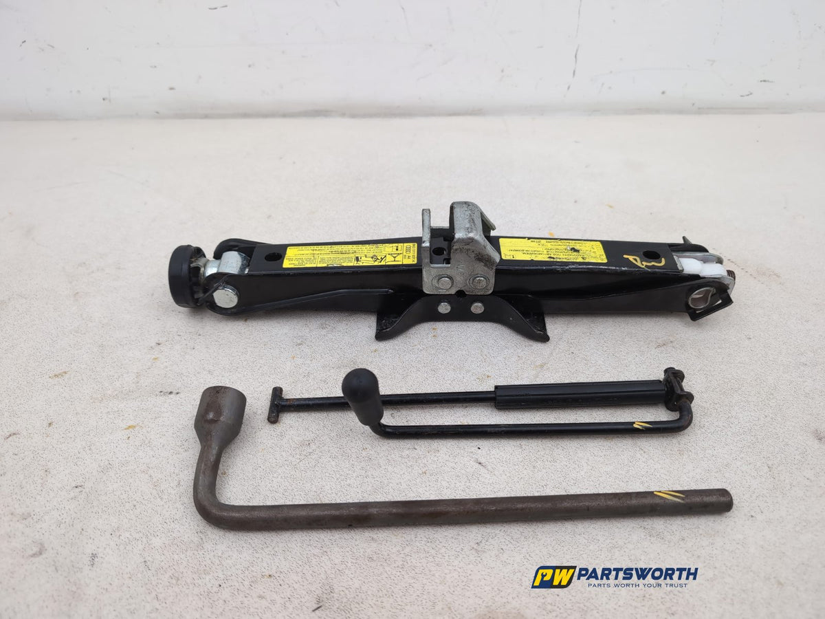 Vehicle Jack 1