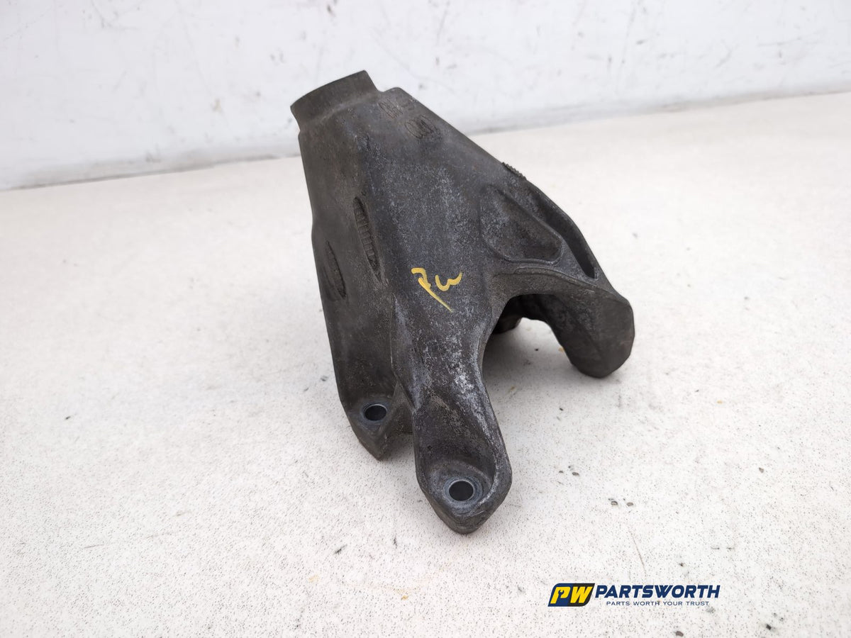 Engine Mounting Bracket 1