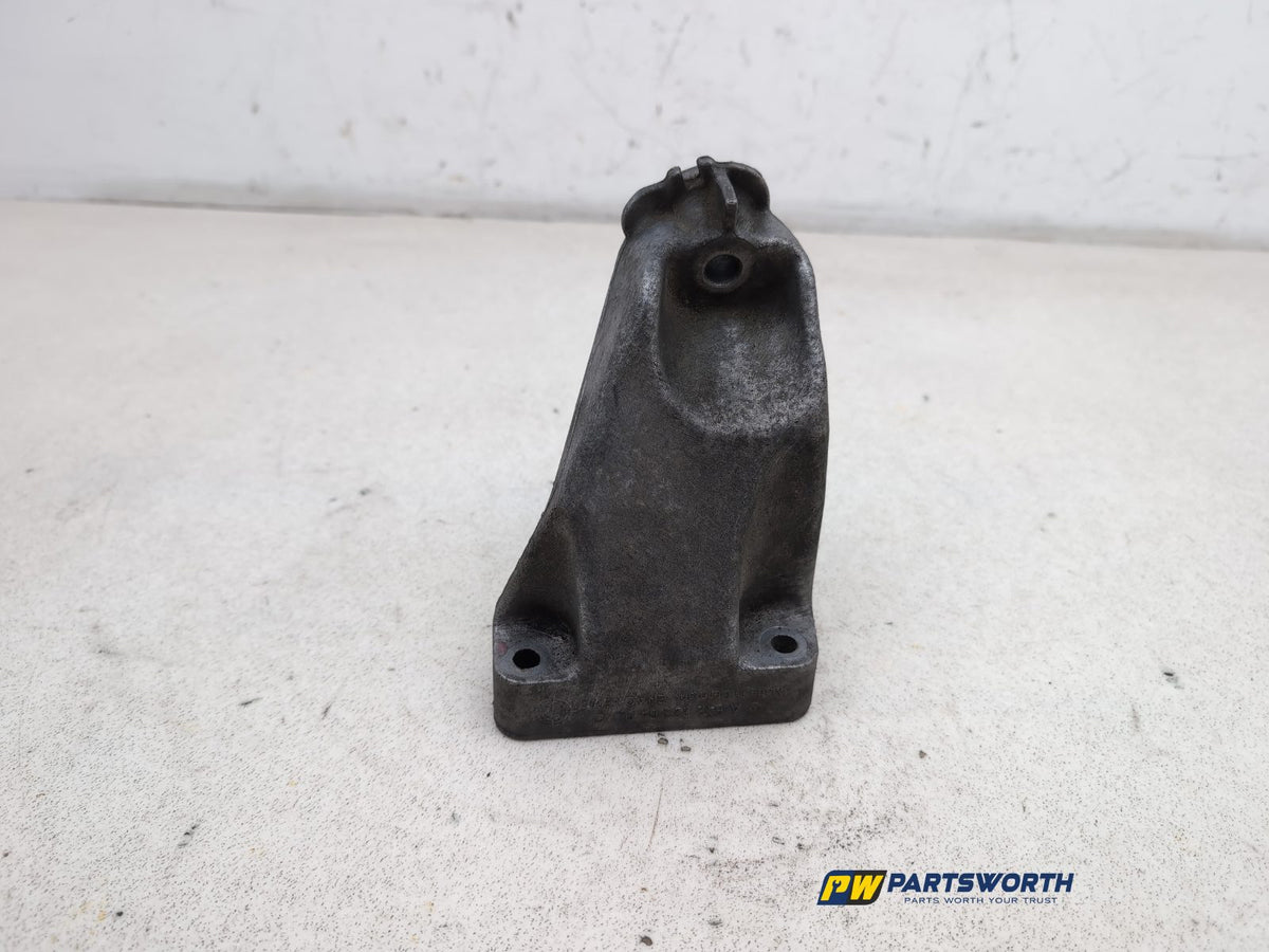 Engine Mounting Bracket 1