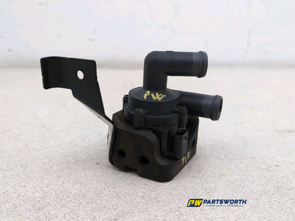 BMW 6 SERIES 640D M SPORT GRAN COUPE F13 ADDITIONAL WATER PUMP 9239313 2012-2018 1