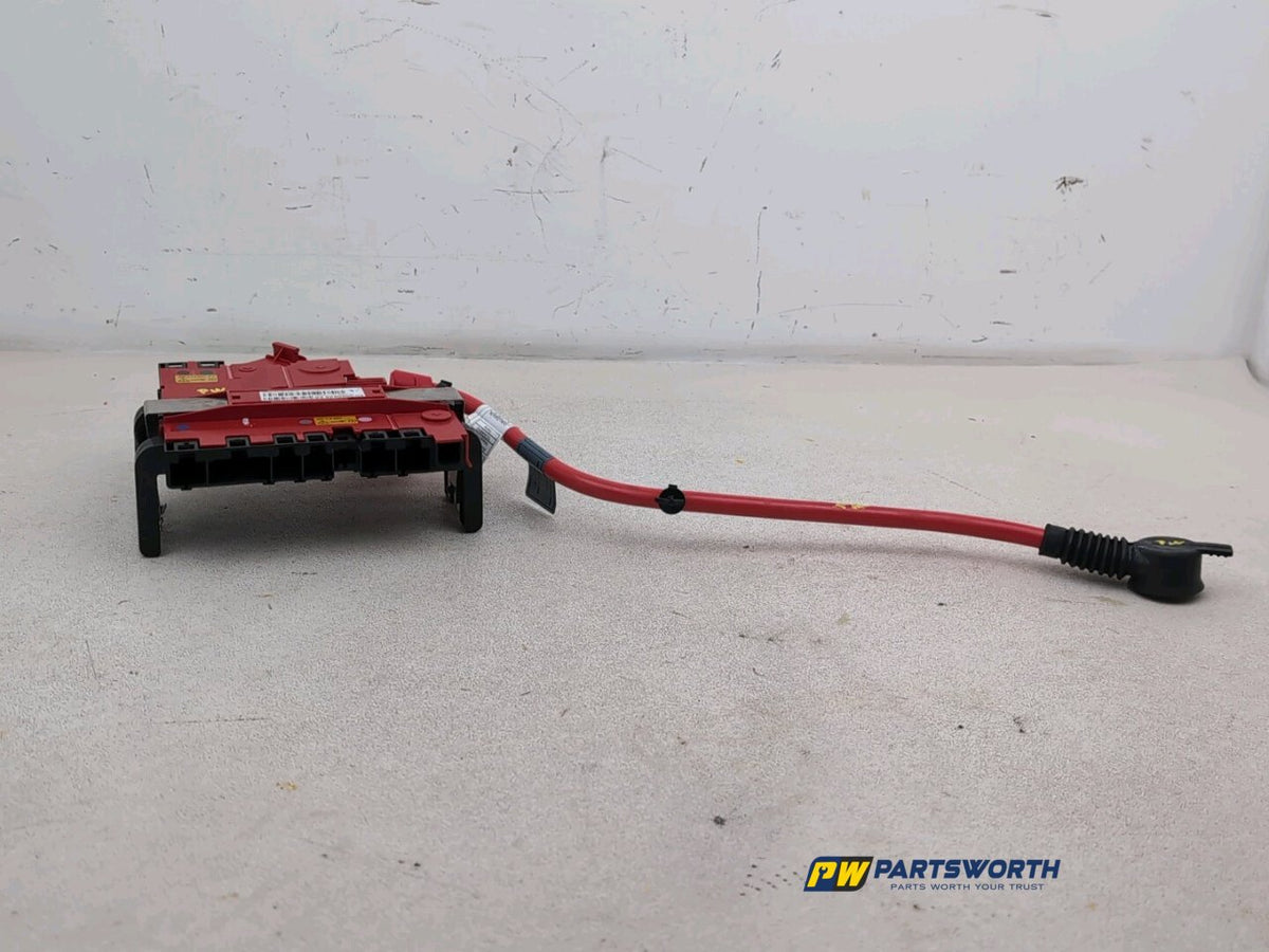 BMW 6 SERIES 640D M SPORT F13 POSITIVE BATTERY POWER DISTRIBUTION FUSE BOX 12-18 1