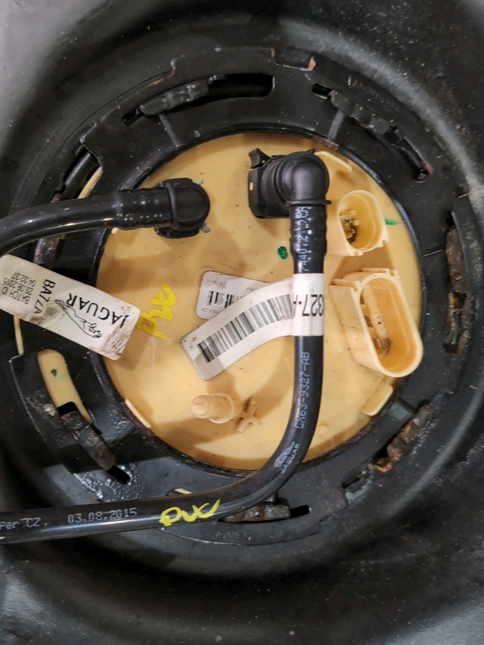 JAGUAR XF X260 SALOON 2.0L DIESEL FUEL TANK GX693K007DD 2015-2020 6