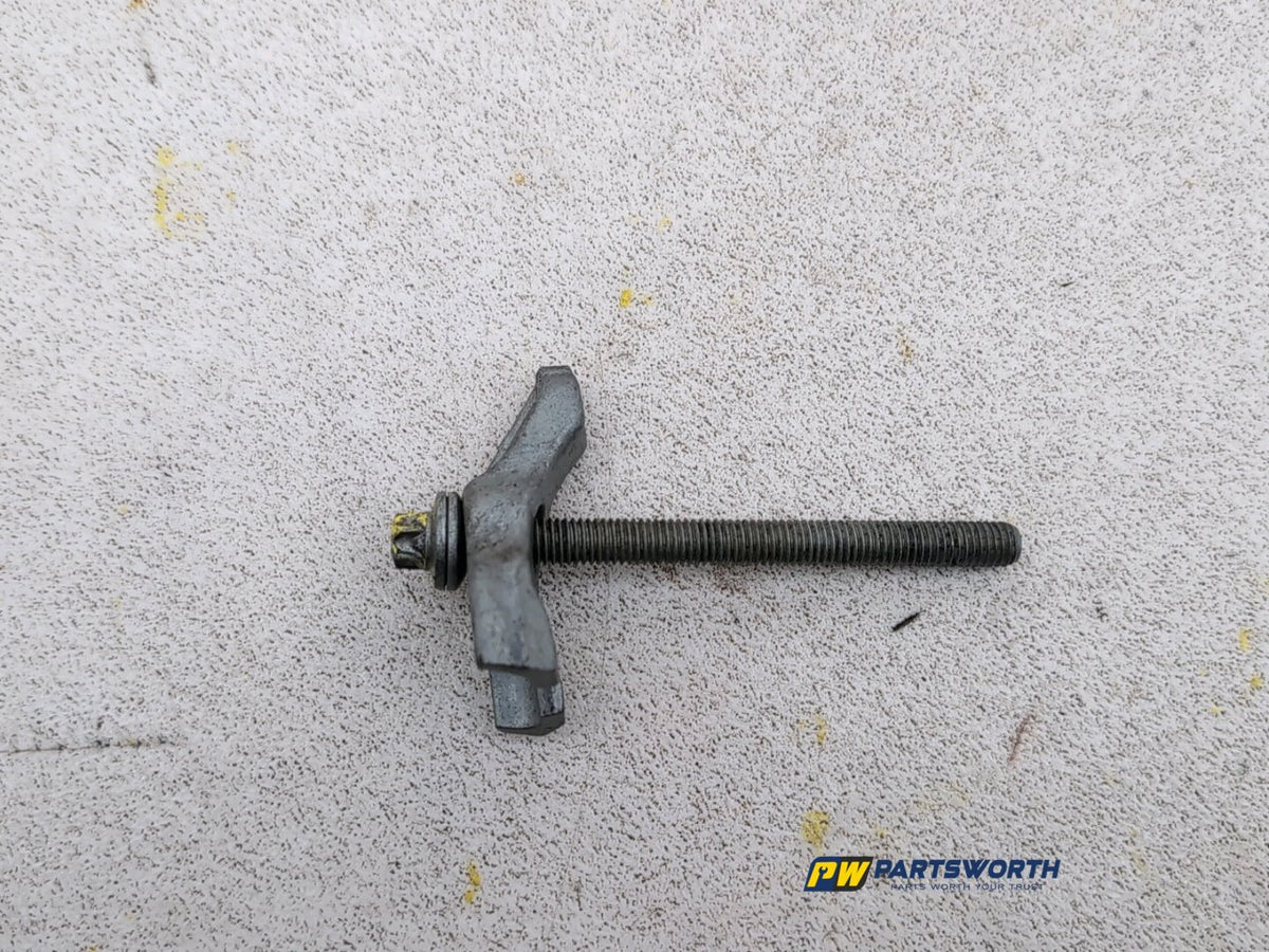 BMW 6 SERIES 640D M SPORT GRAN COUPE F13 FUEL INJECTOR BRACKET 8578607 2012-2018 1