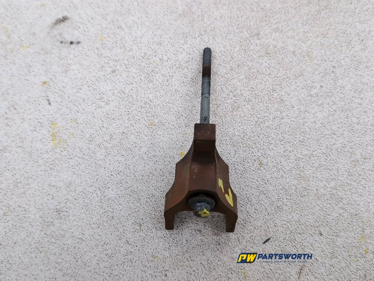 JAGUAR XE PORTFOLIO D AUTO X760 2.0L DIESEL FUEL INJECTOR CLAMP G4D36K540AC X1 1