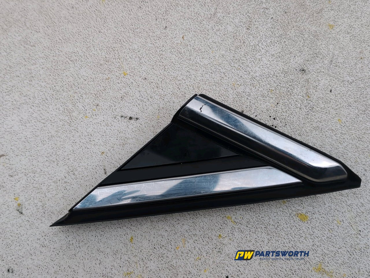 FORD MONDEO ZETEC CD391 MK5 WING MIRROR TRIANGLE COVER TRIM LH DS73F16003 19-22 1