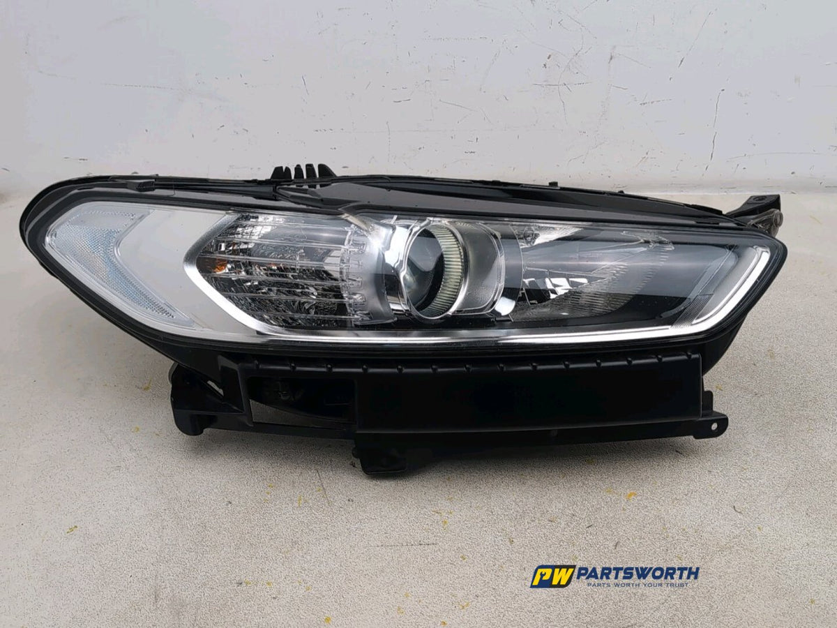 FORD MONDEO ZETEC CD391 MK5 SALOON HEADLIGHT RIGHT ES7313W029HD 2019-2022 1