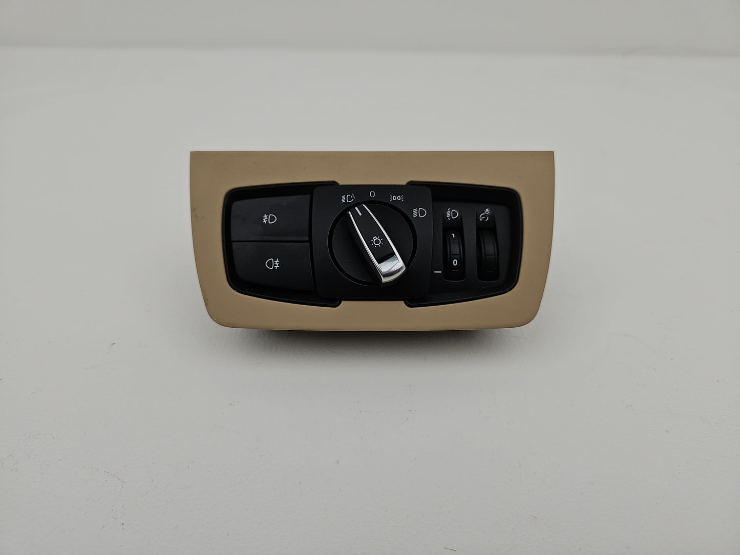 Switch Headlamp 1