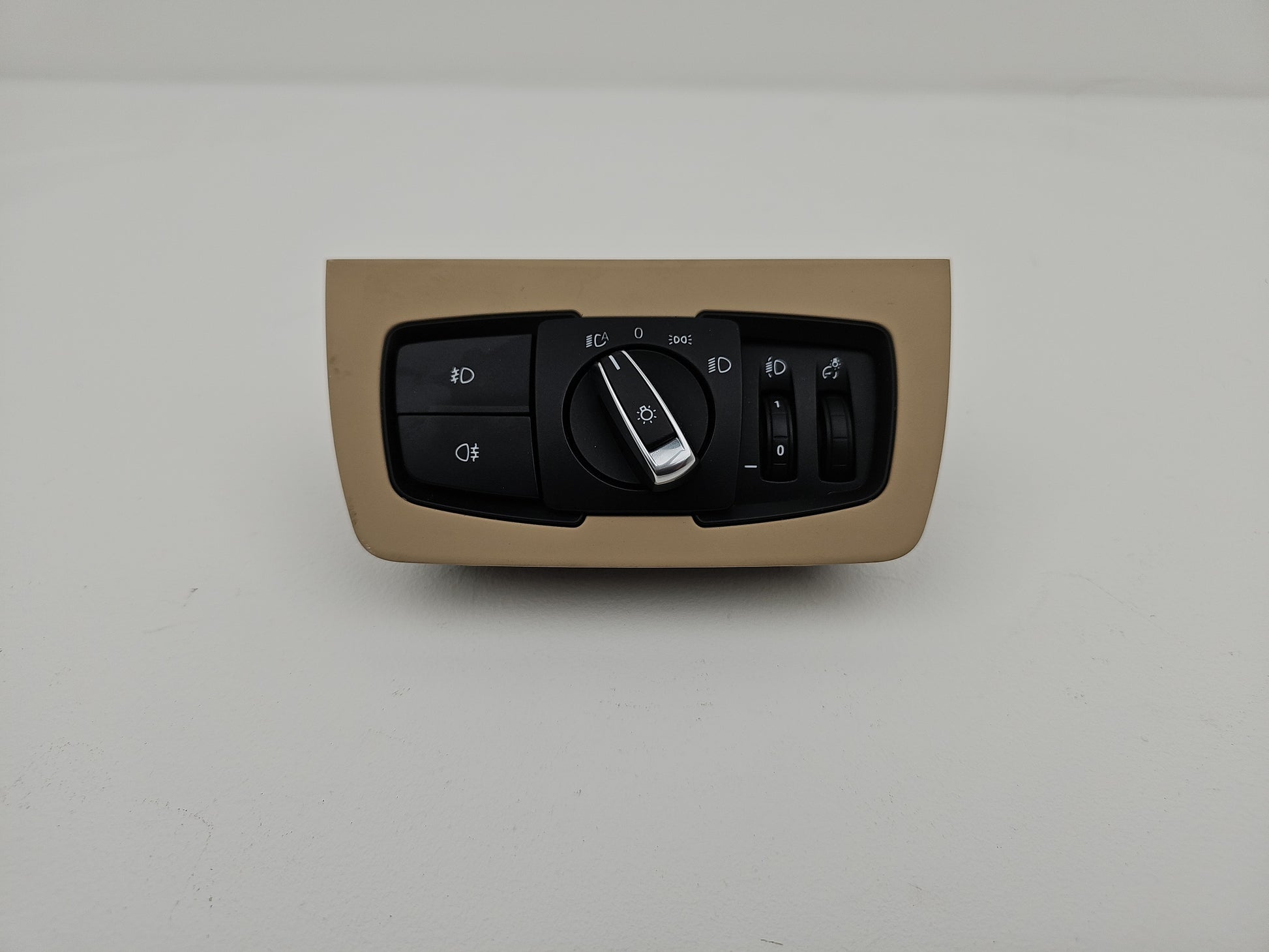 Switch Headlamp 1
