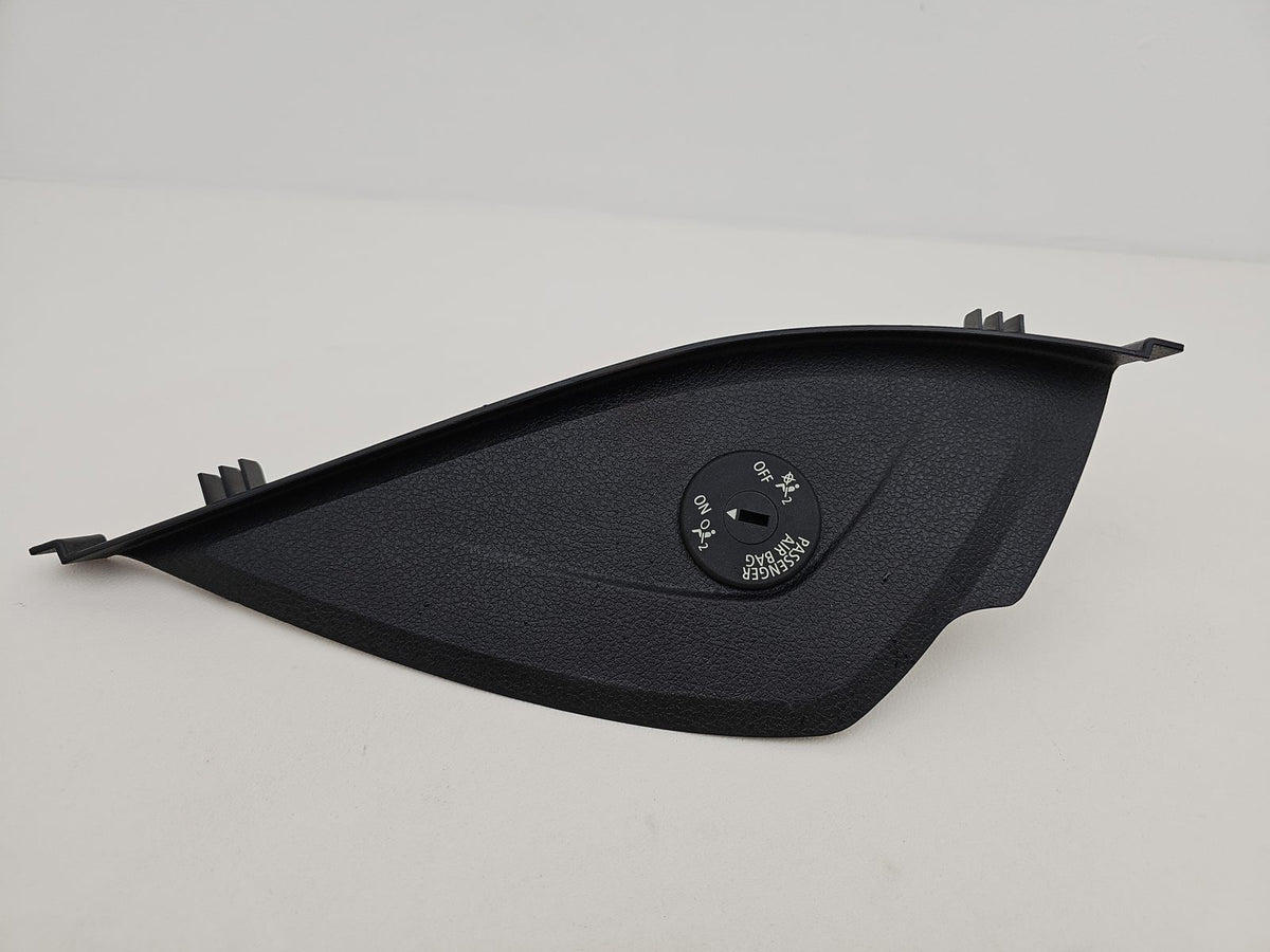 Airbag Passenger Side 1