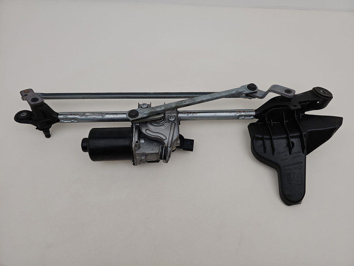 Front Wiper Motor & Mechanism / Linkage 1