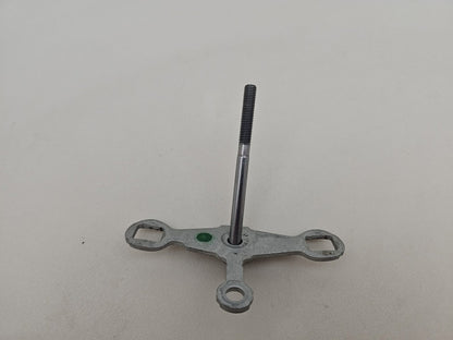 Fuel injectors and rail 2
