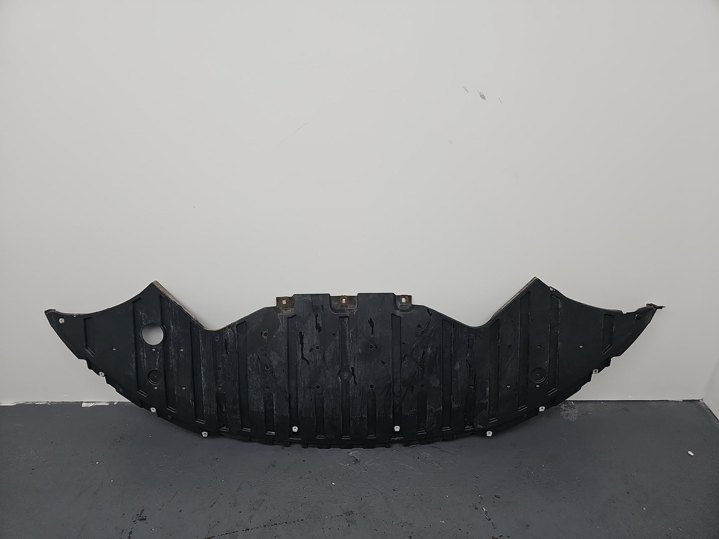 Bumper Front Undertray 1