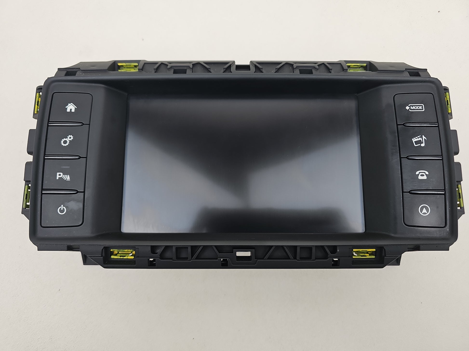 Satellite Navigation Head Unit (SCREEN) 1