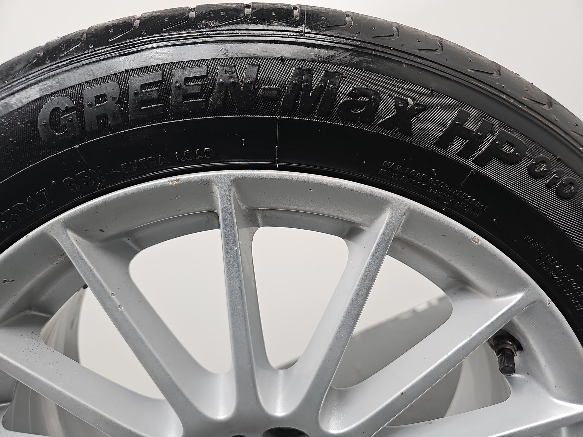 Jaguar Xe X760 17" Inch Alloy Wheel With Tyre 205/55/R17 Gx73-1007-Ta - photo 7