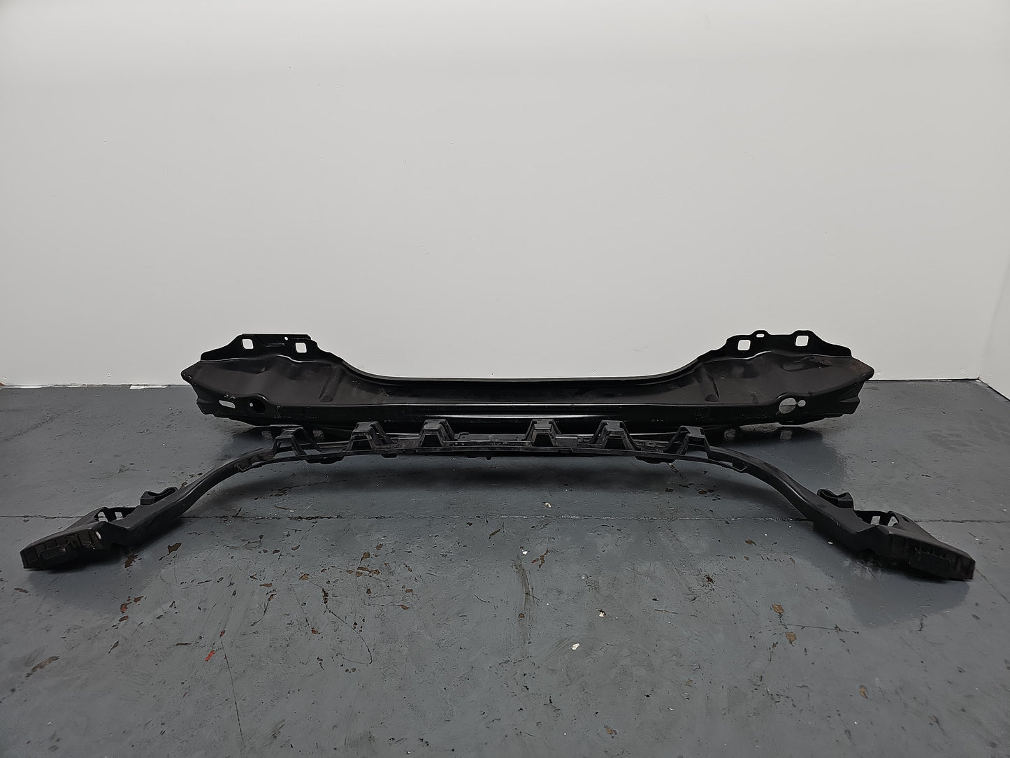 Tow Bar 1