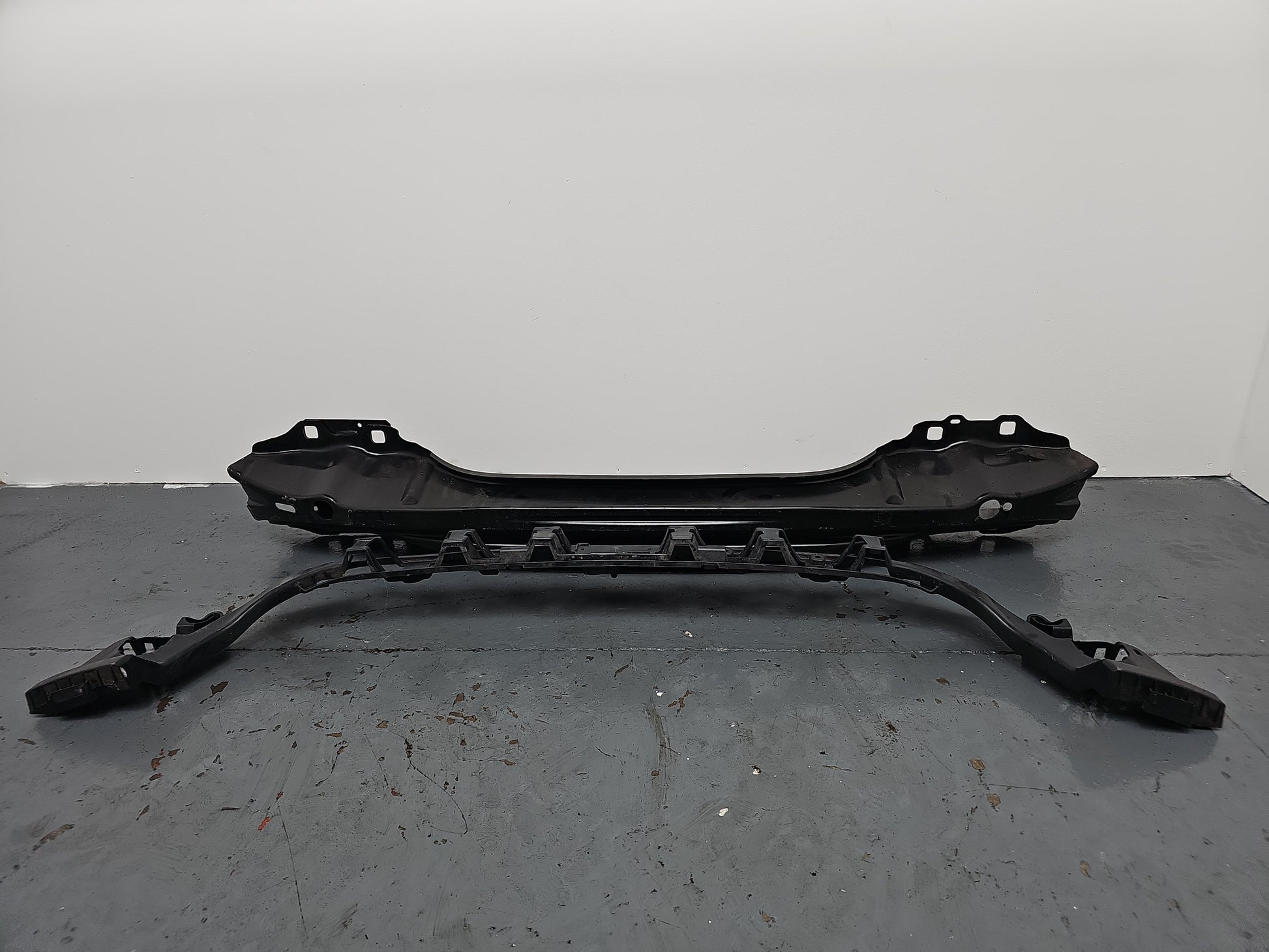 Tow Bar 1