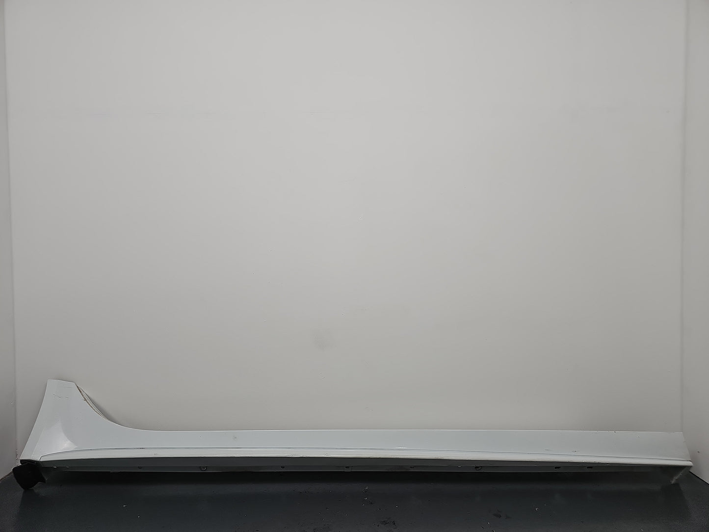 Side Skirt RH 1
