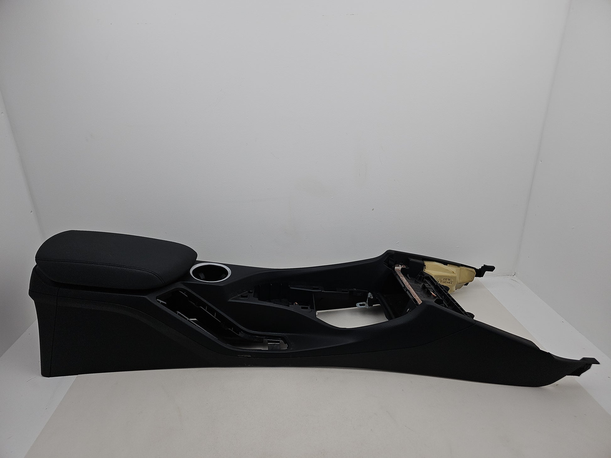 Centre Console 1