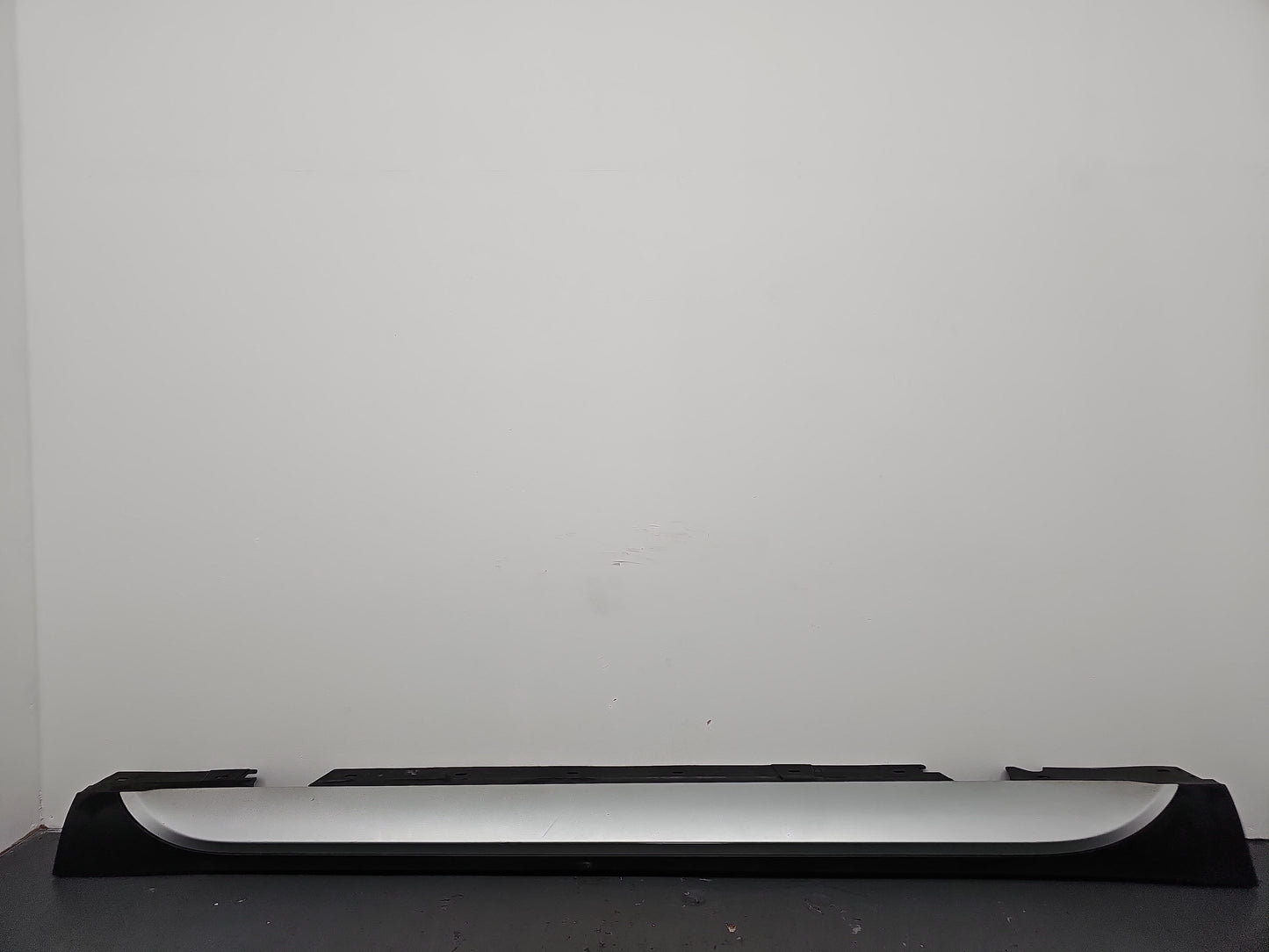 2012-2014 Bmw X1 E84 Driver Right Side Skirt Sill Cover 2990600