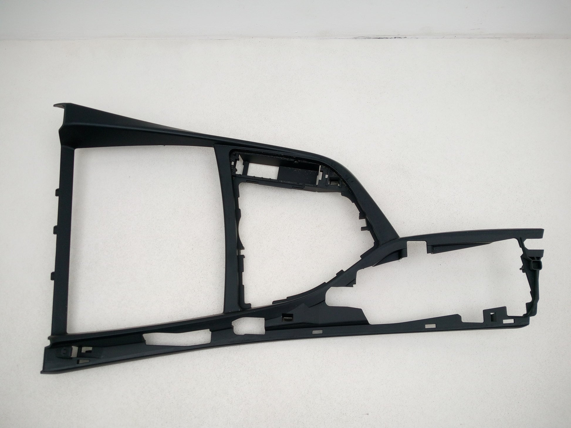 Centre Console Trim  1
