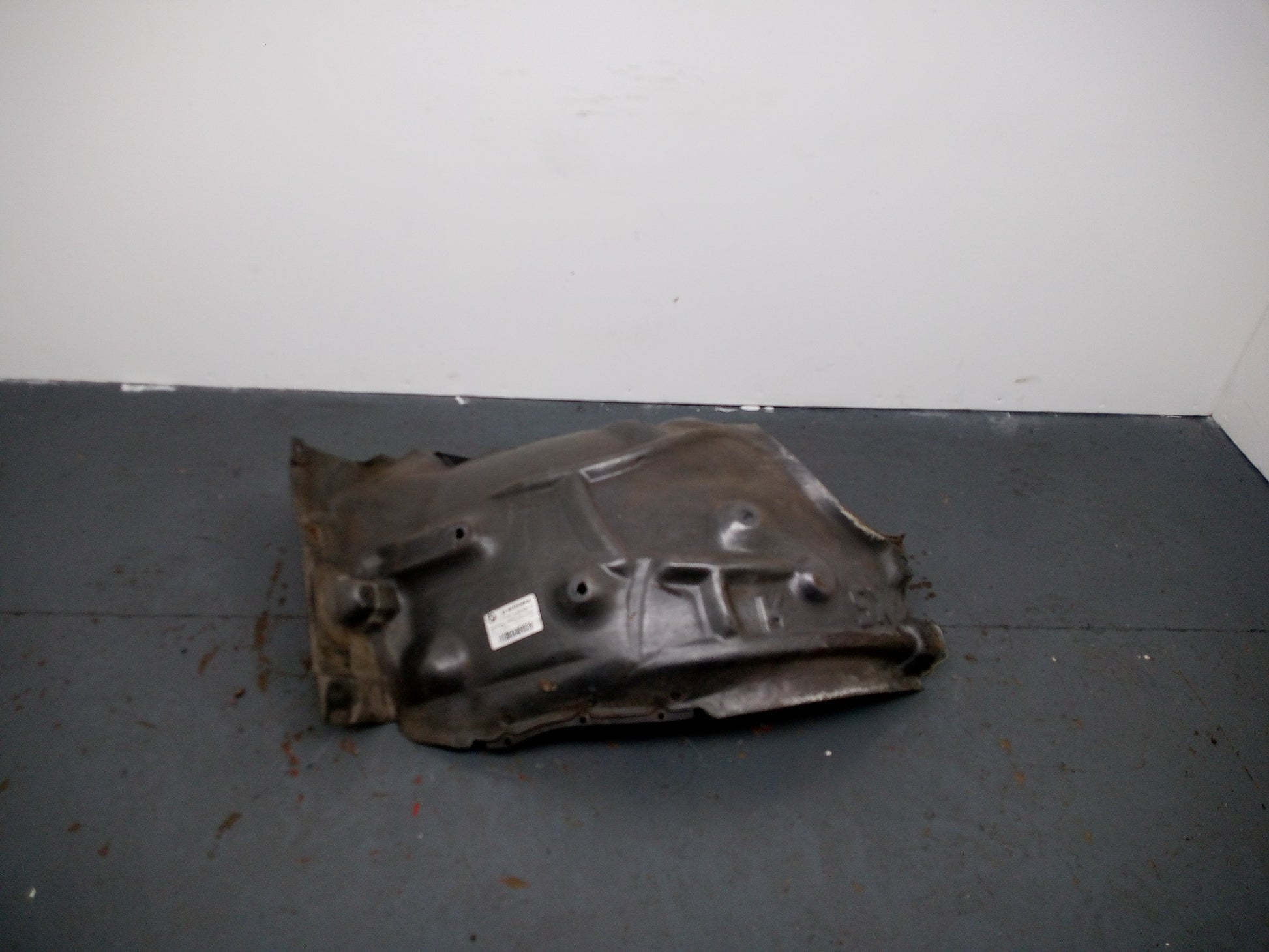 2012 Bmw X1 Sdrive18d Xline Wheel Arch Inner Trim Front Cover Front Right Rh