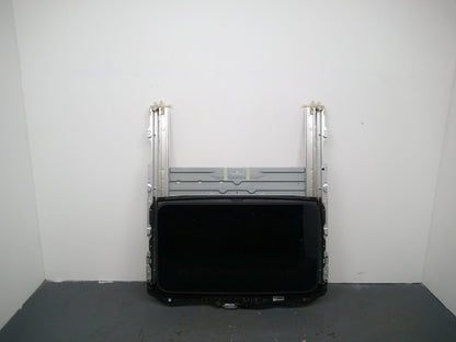 Sunroof Assembly 1
