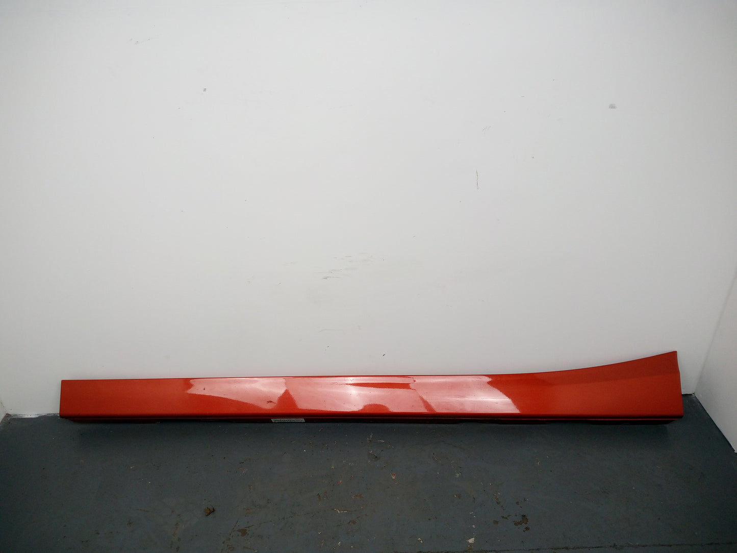 Side Skirt RH 8