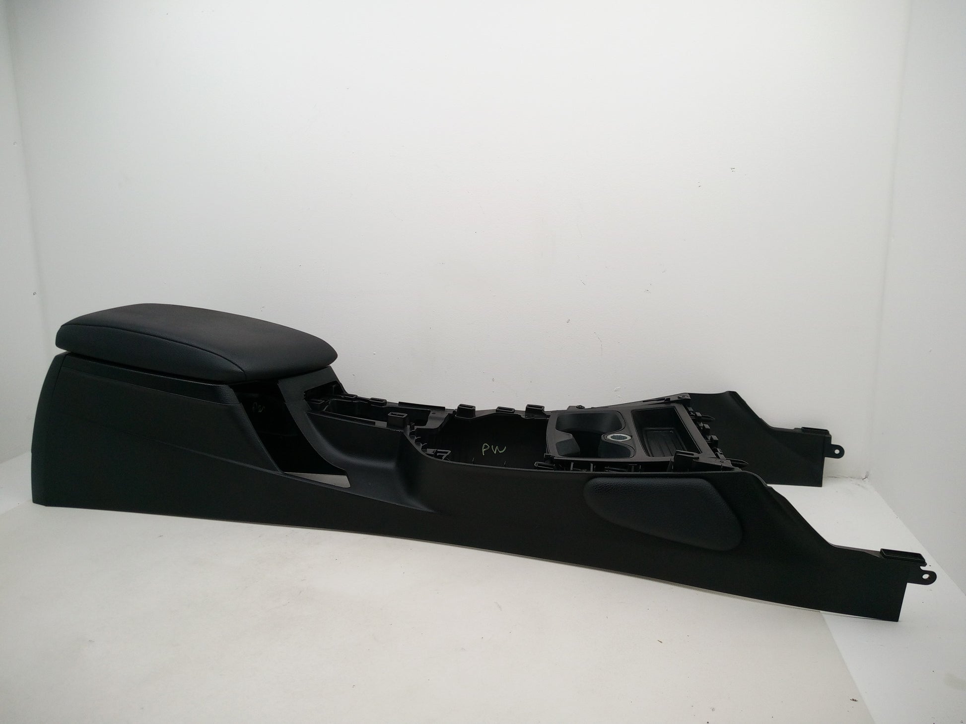 Centre Console Armrest 1