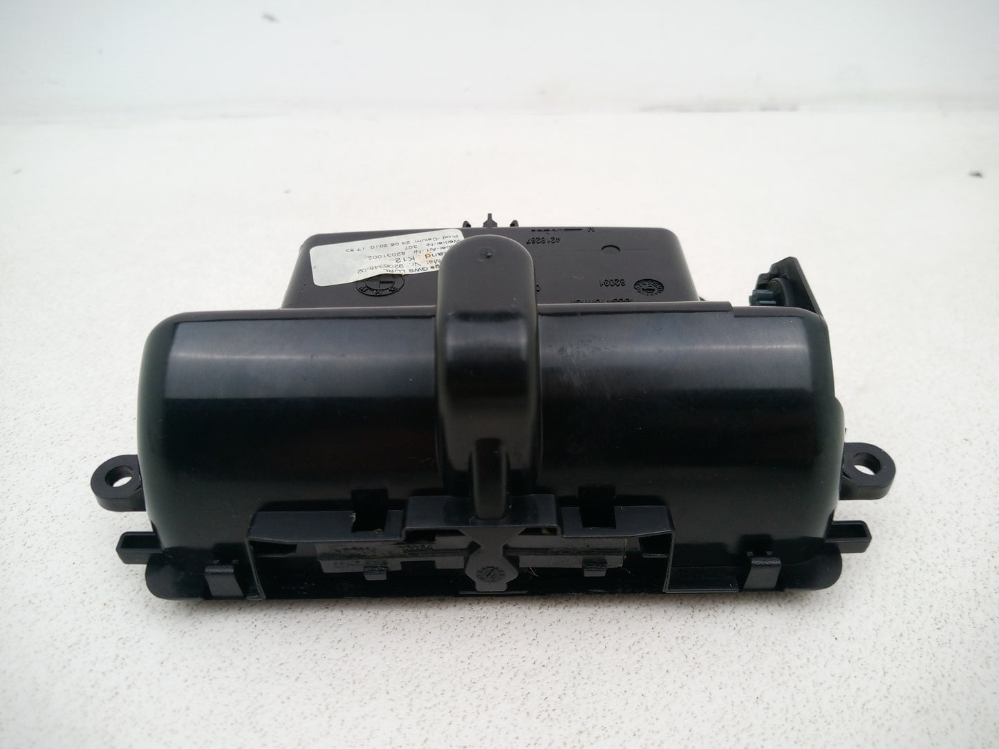 Ashtray Centre Console 1