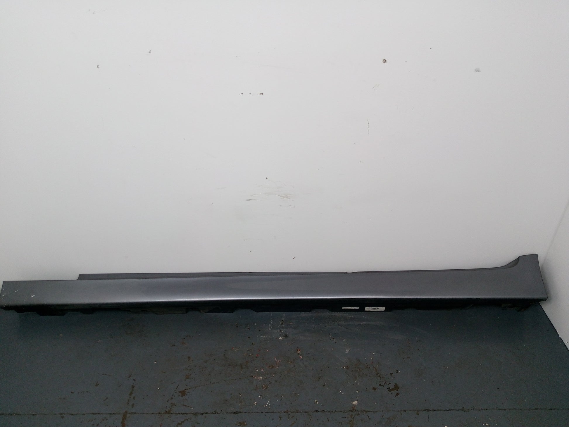 Side Skirt LH 1
