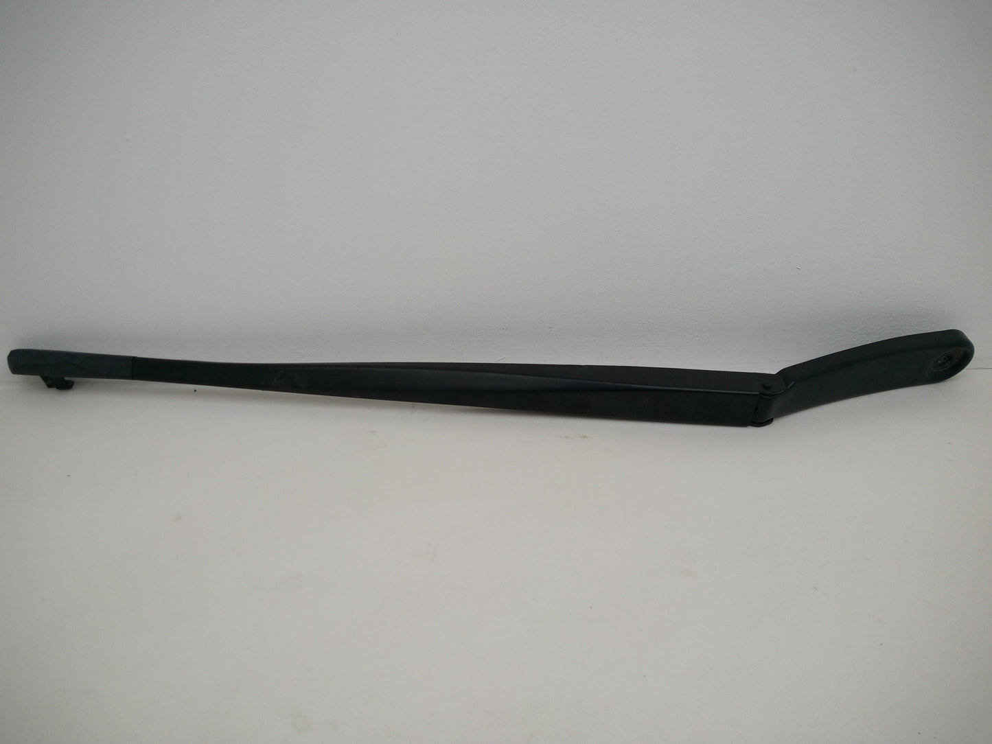 Wiper Front Arm LH 1