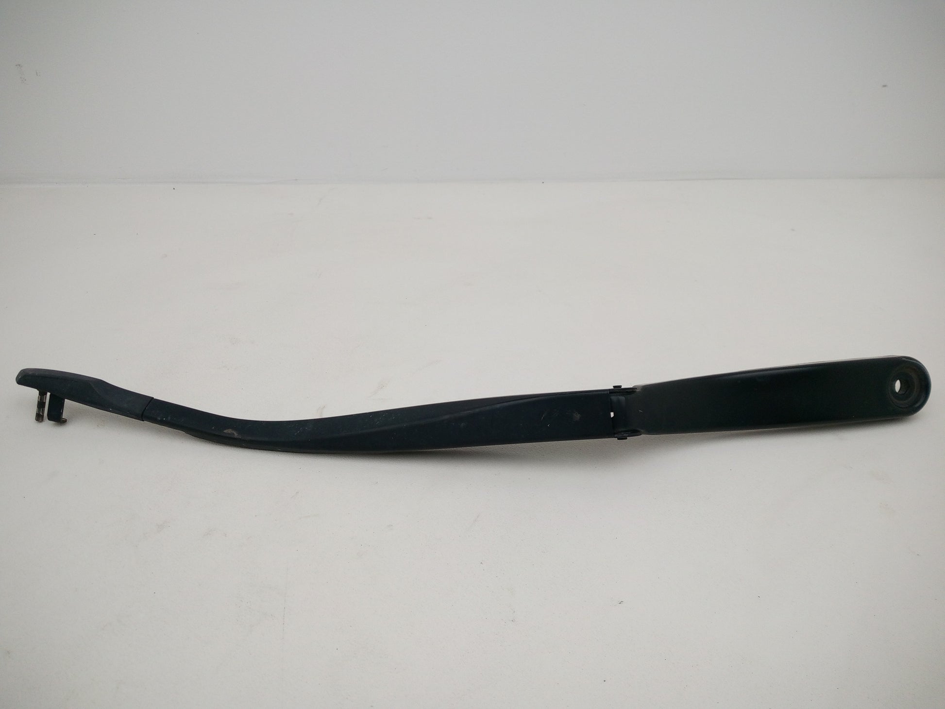 Wiper Front Arm RH 1