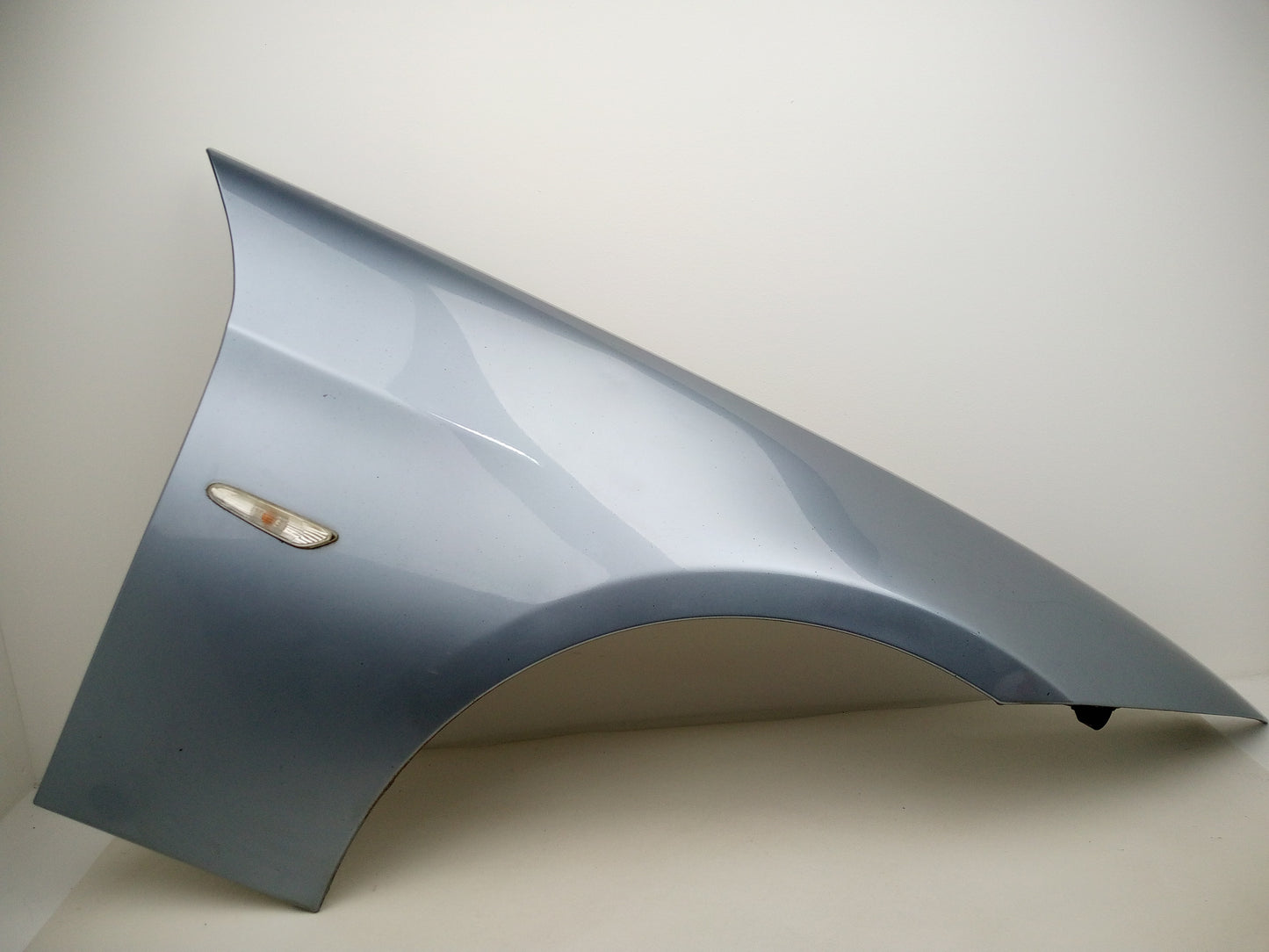 Wing Front RH 1
