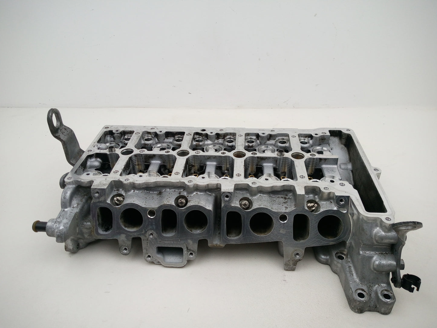 Camshaft Cover  1