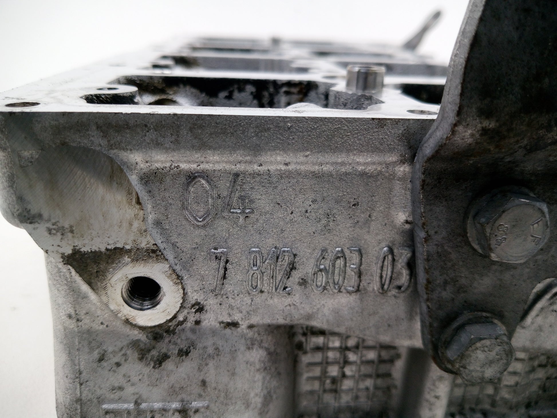 Camshaft Cover  7