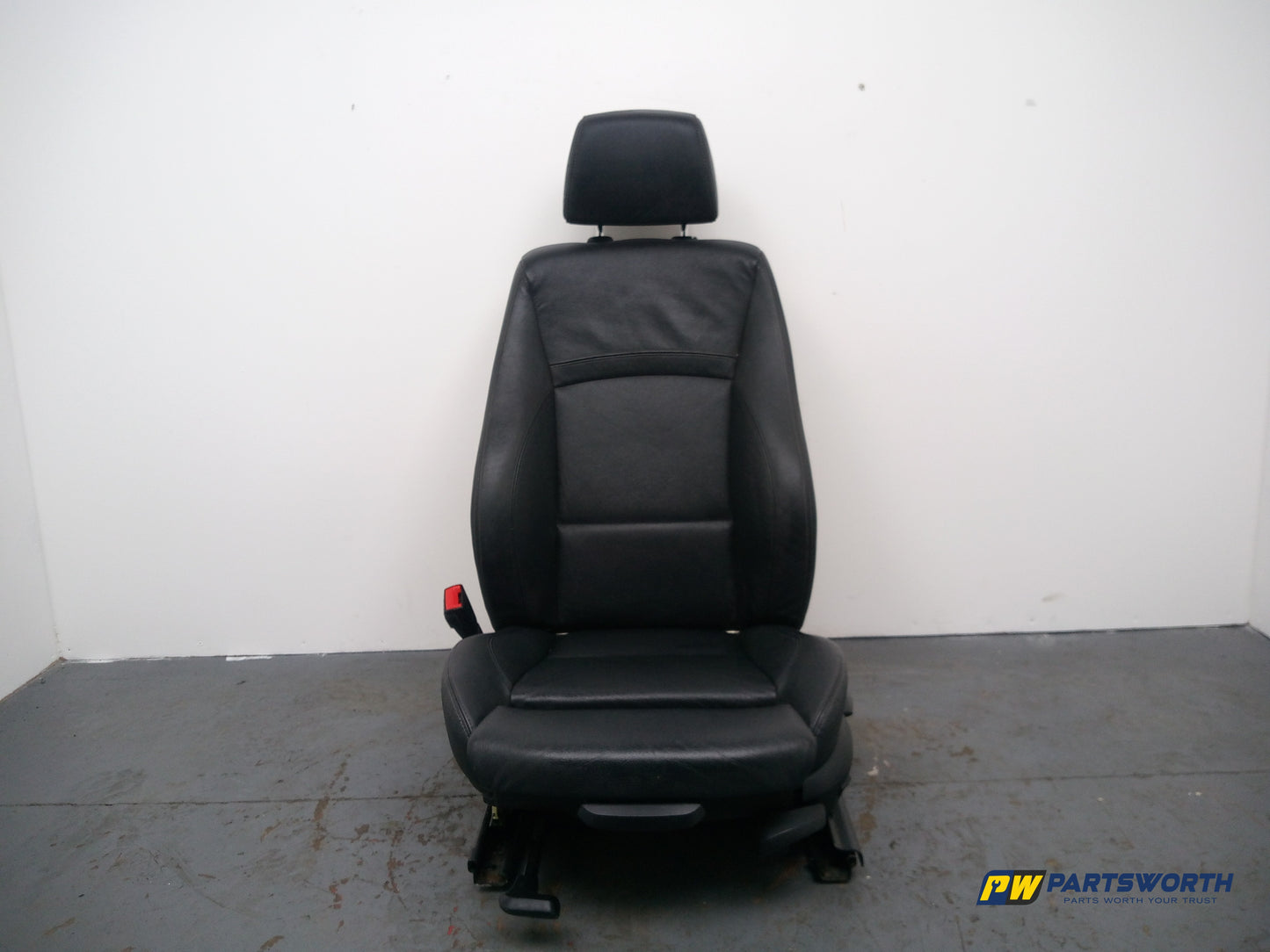 Bmw E90 E91 Lci M Sport Heated Black Leather Front Left N/S Interior Seat - photo 7