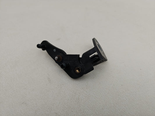 Jaguar Xe Front Left Fender Bracket Gx7316291ad 2015–2023 Oem
