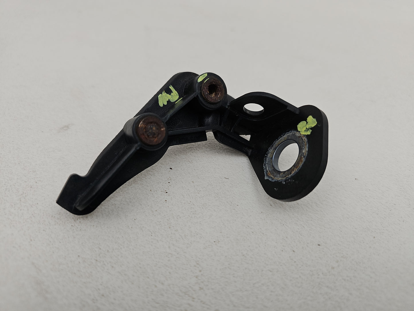 Moulding Insert Wing Front LH 7