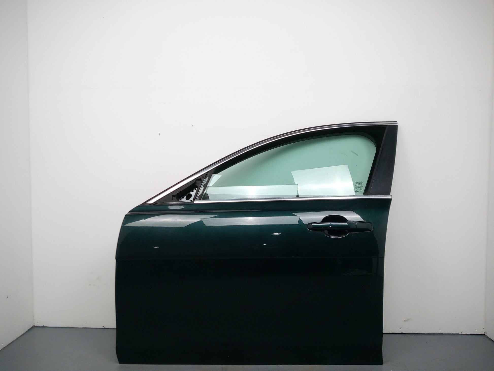 Jaguar Xe X760 Mk1 2015-2019 Passanger N/S Front Left Door Green Hgy