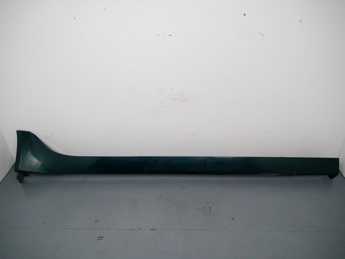 Side Skirt RH 1