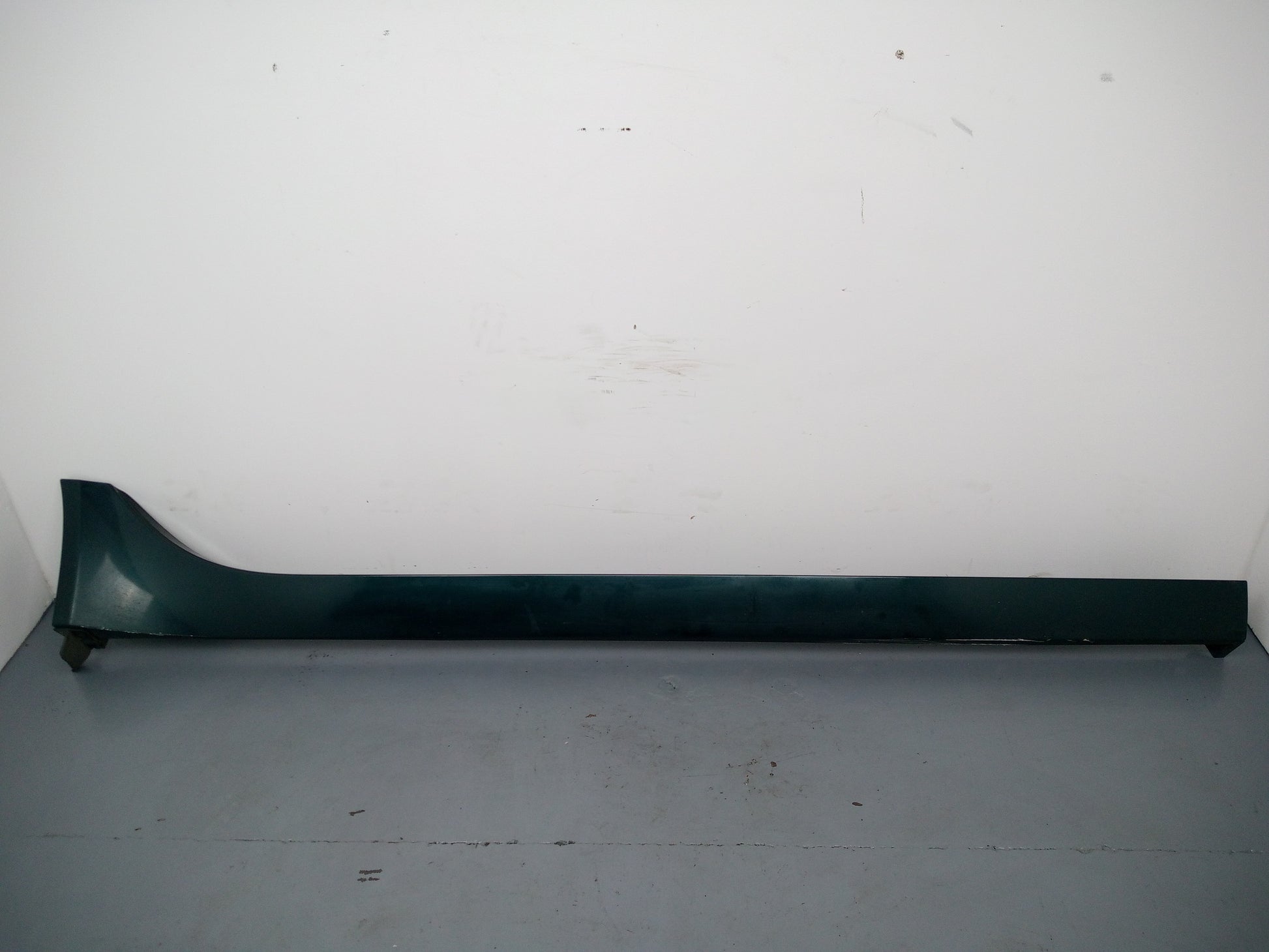 Side Skirt RH 1