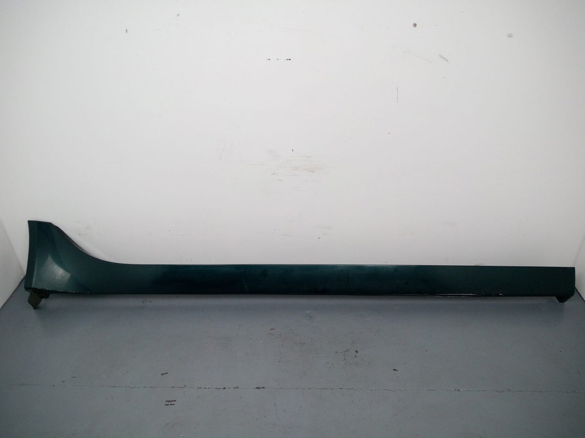 Side Skirt RH 1