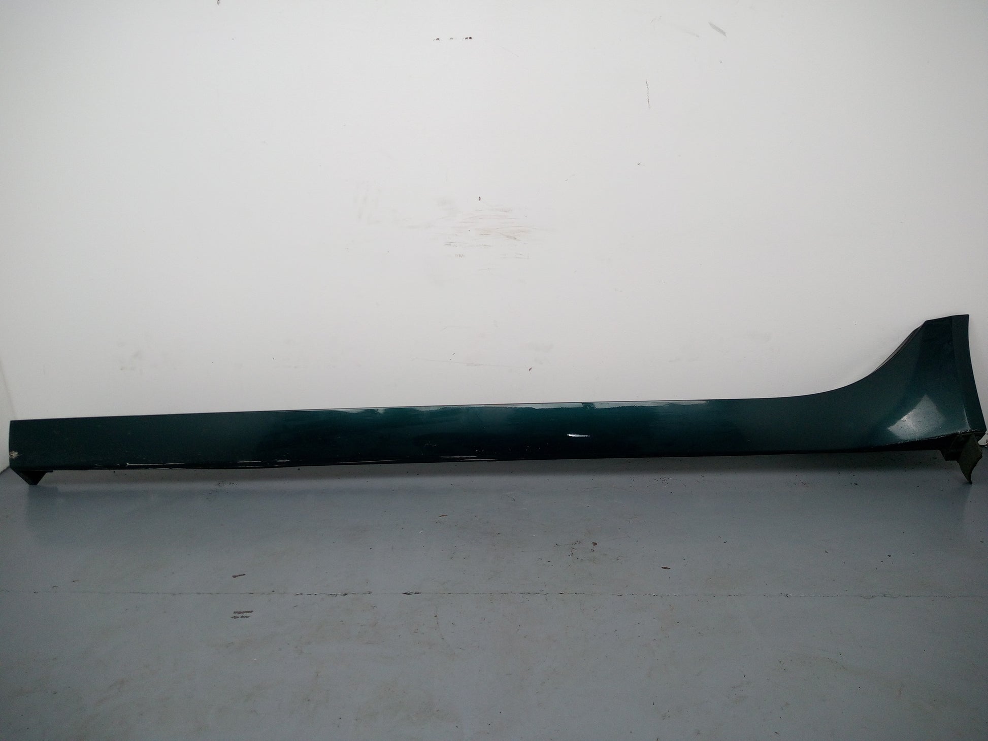 Side Skirt LH 1