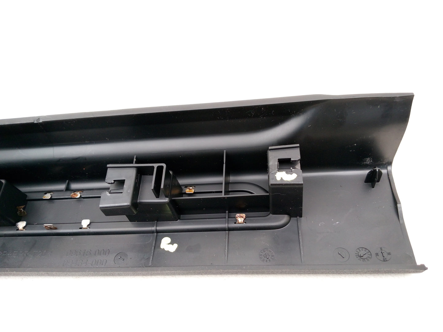 Sill Panel Jacking Point Cover Front RH 7