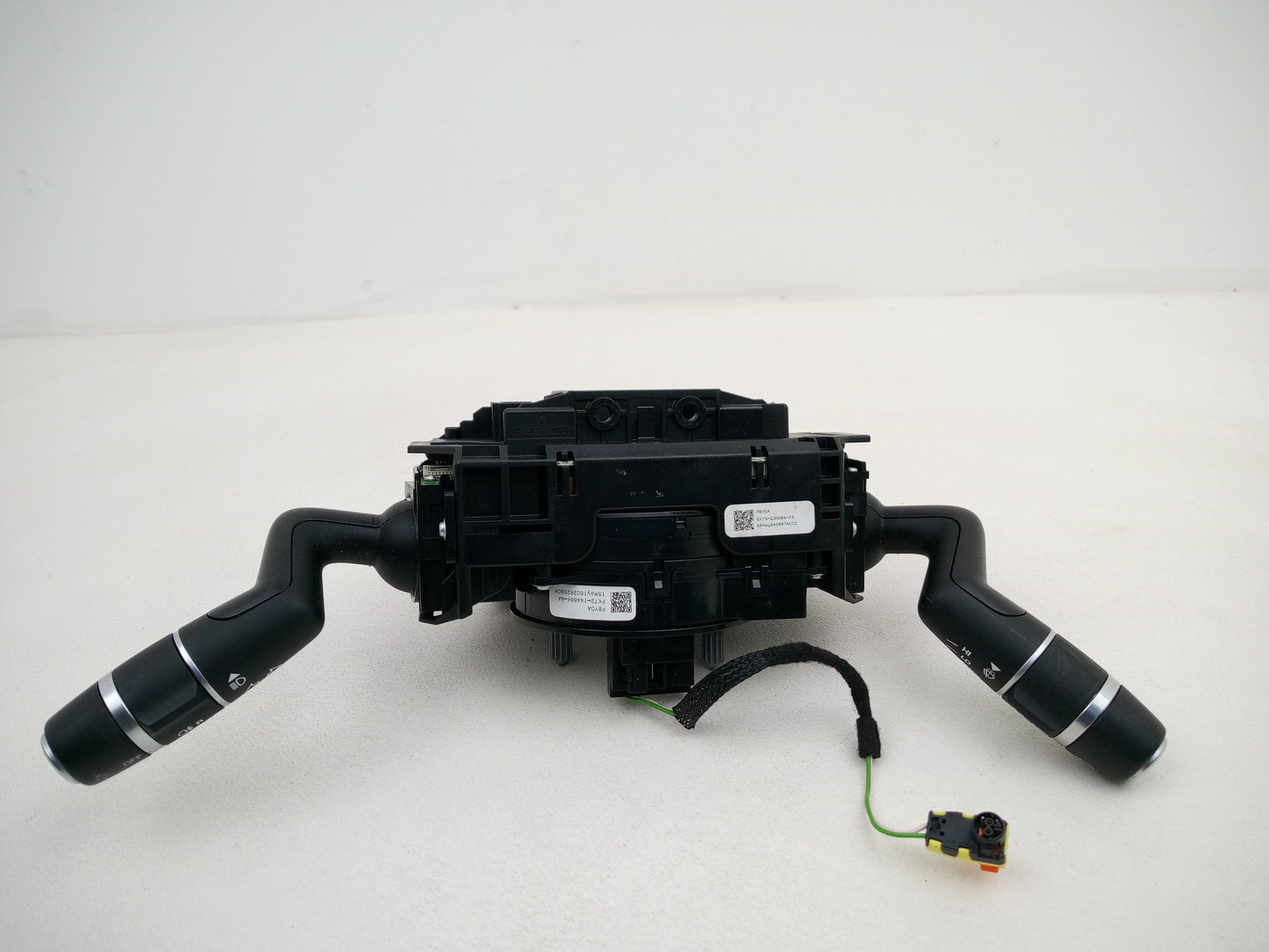Wiper Stalk, Cruise Control, Gear Selector Stalk  1